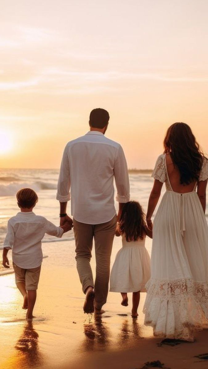 Благополучная семья в доме